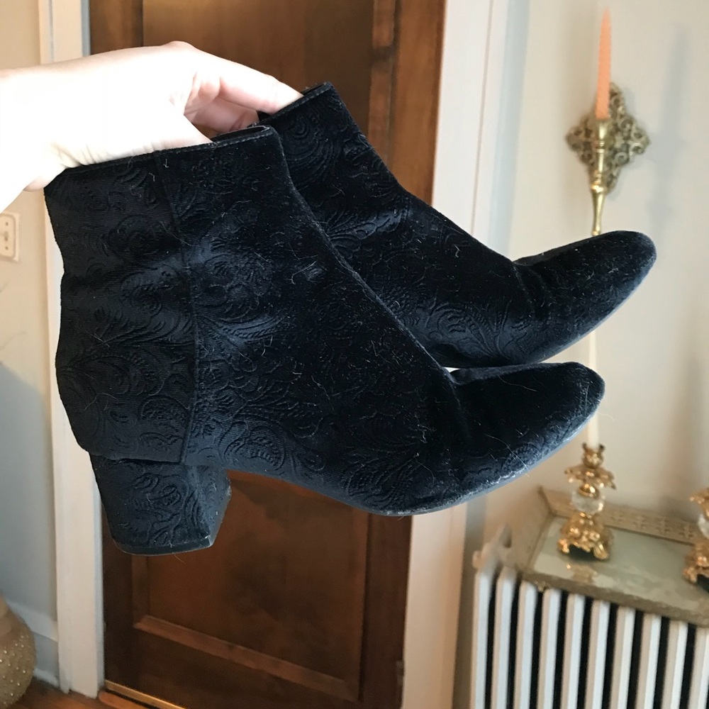 Velvet embossed black booties size 7.5